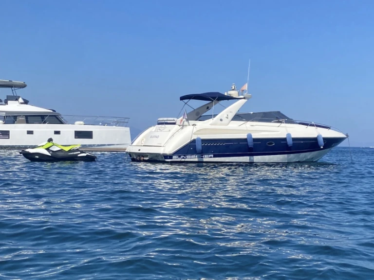 YachtCharter in Cannes - Sunseeker Commanche 40 auf SamBoat