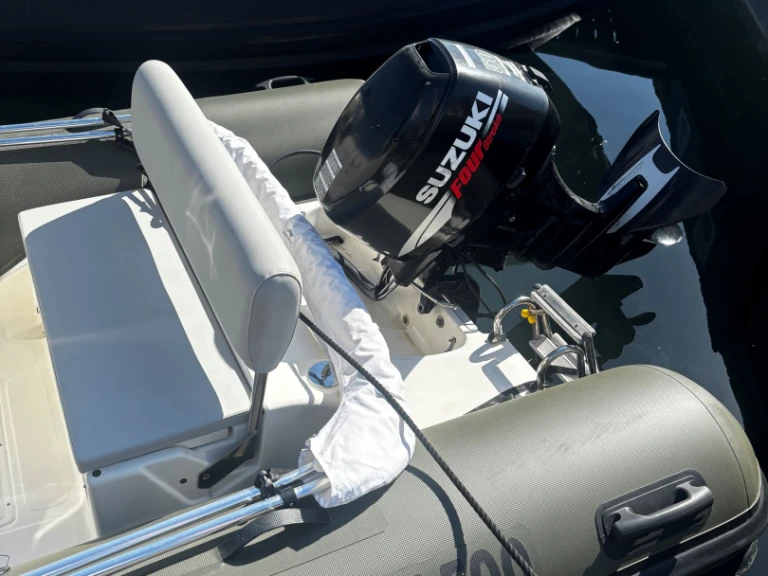 Schlauchboot mieten in Porto-Vecchio zum besten Preis