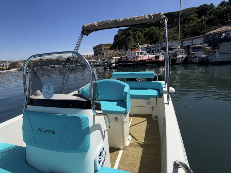 Vermietung Motorboot Karel mit Führerschein