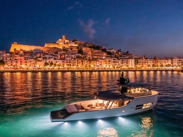 Yacht mieten in Ibiza Town - Arcadia SHERPA 