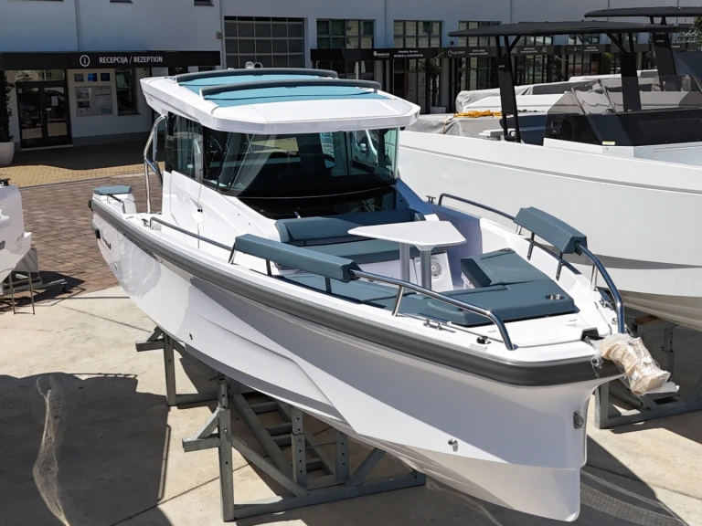 Motorboot mit oder ohne Skipper Axopar mieten in Seget Donji