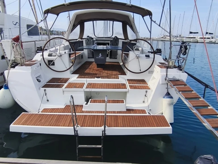 Boot mieten Pálairos günstig Oceanis 45