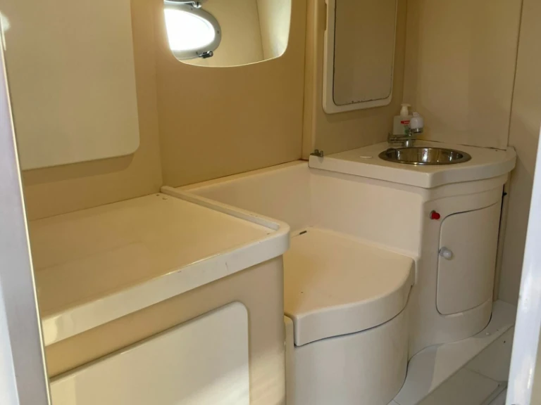 Motorboot mieten in Catania zum besten Preis