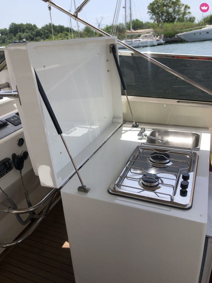 YachtCharter in Catania - Gari Plast Freeway 43  auf SamBoat