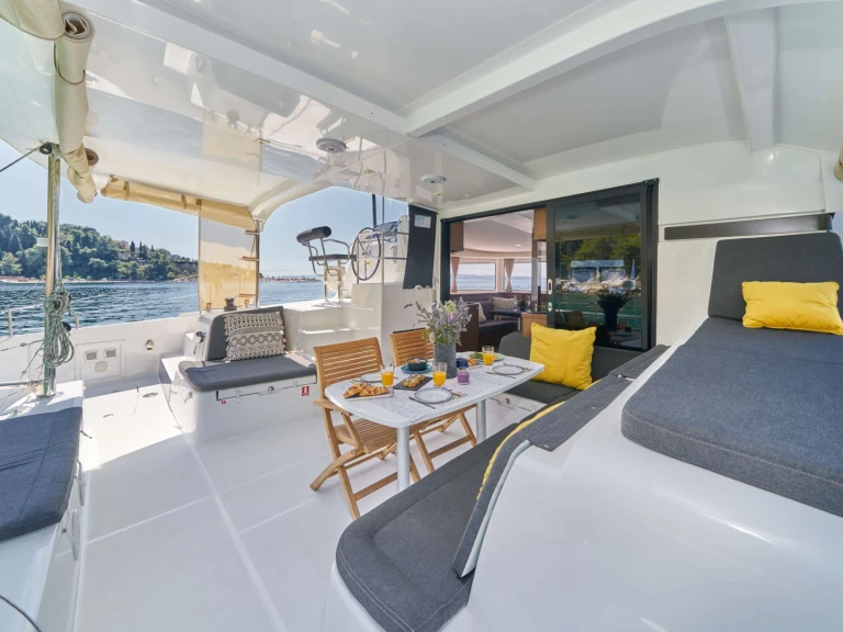 Lagoon AURA mieten Kaštel Gomilica