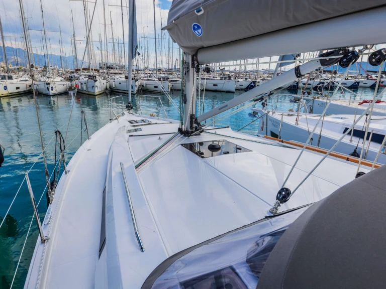 Segelboot mit oder ohne Skipper Hanse mieten in Šibenik