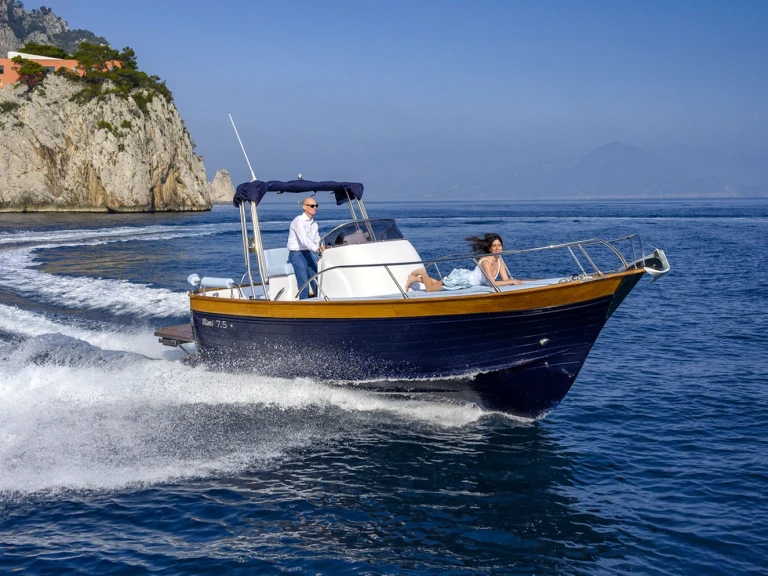 Mimi LIBECCIO 7.5 wa mieten Port Grimaud