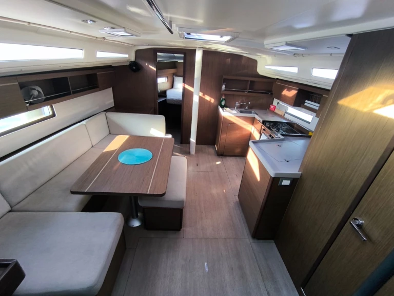 Boot mieten Volos günstig Oceanis 40.1