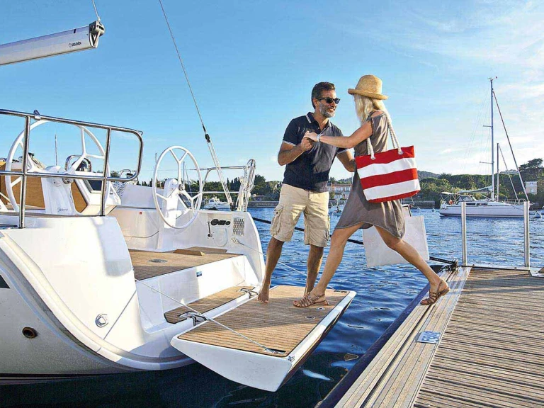 Bavaria Cruiser 37 mieten Zadar