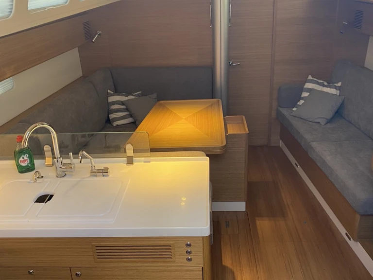 Segelboot mit oder ohne Skipper X-Yachts mieten in Lavrion