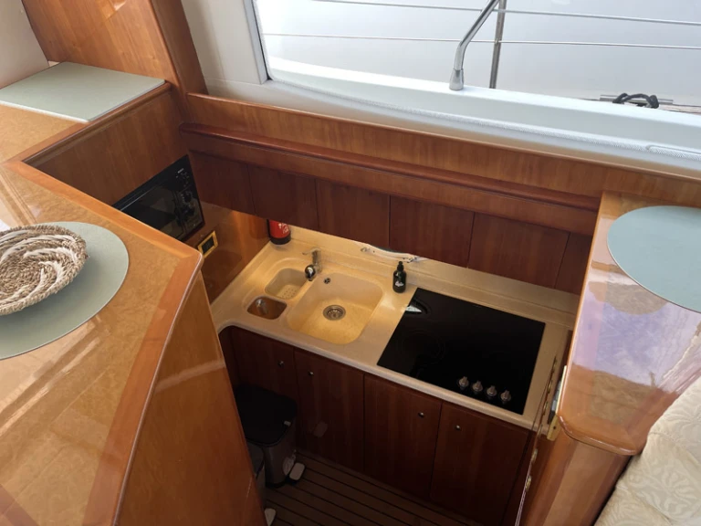 Motorboot mieten in Marina de Dénia zum besten Preis