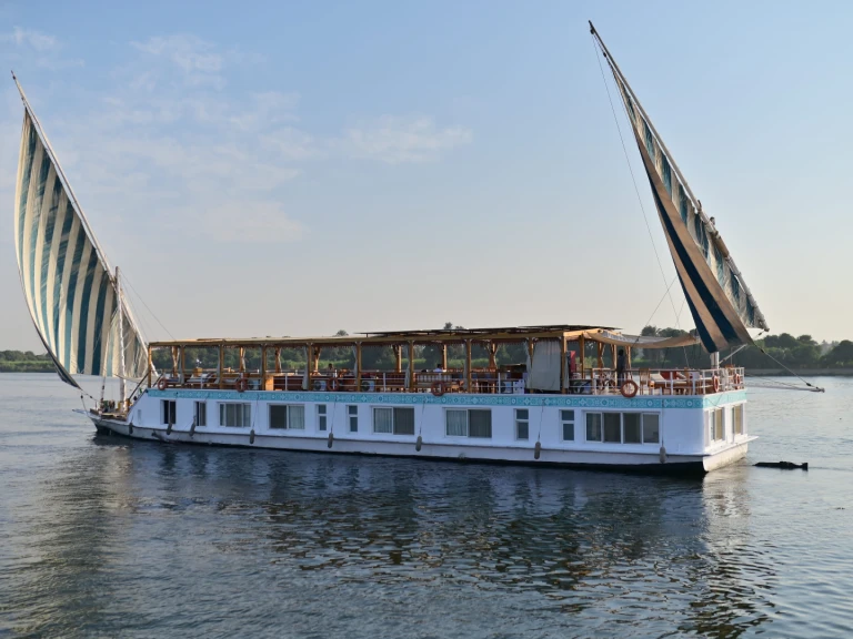 Segelboot mieten in Assuan - Custom Made Dahabiya