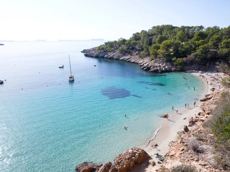 Ein Chaparral 246 mieten in Sant Antoni de Portmany