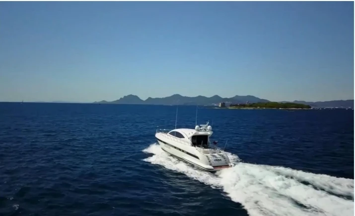 YachtCharter in Sorrent - Overmarine S.p.a MANGUSTA 72 auf SamBoat