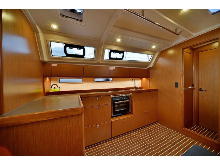 Segelboot mieten in Álimos zum besten Preis