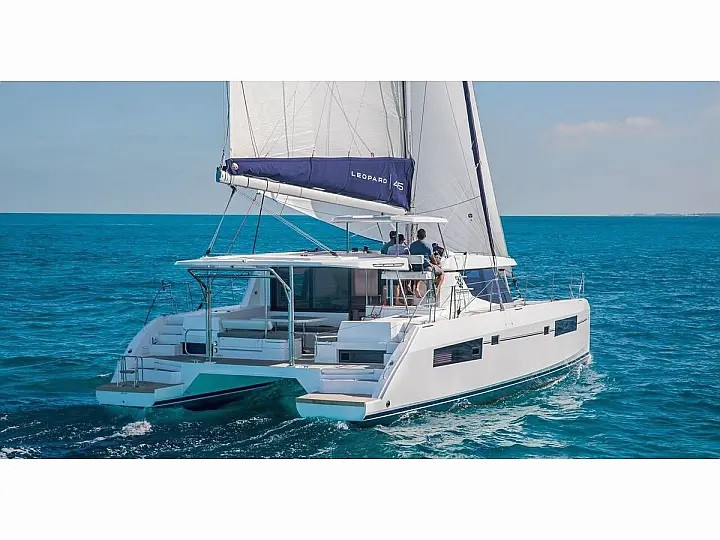 Leopard Leopard 45 mieten Álimos