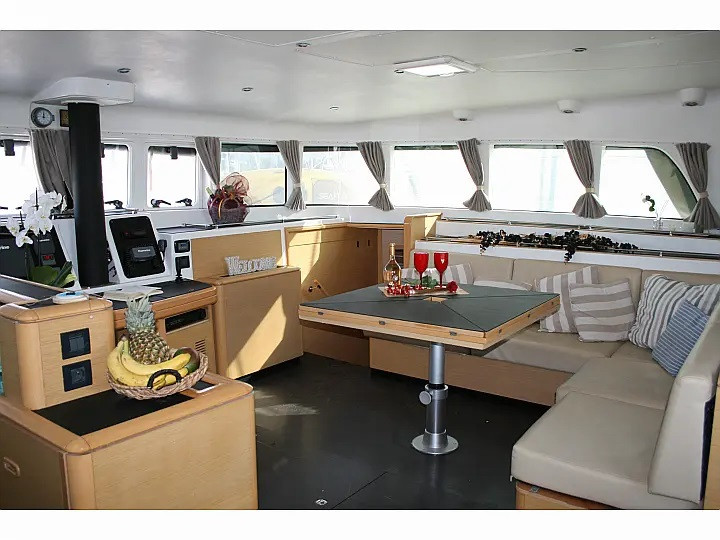 Boot mieten Álimos günstig Lagoon 500