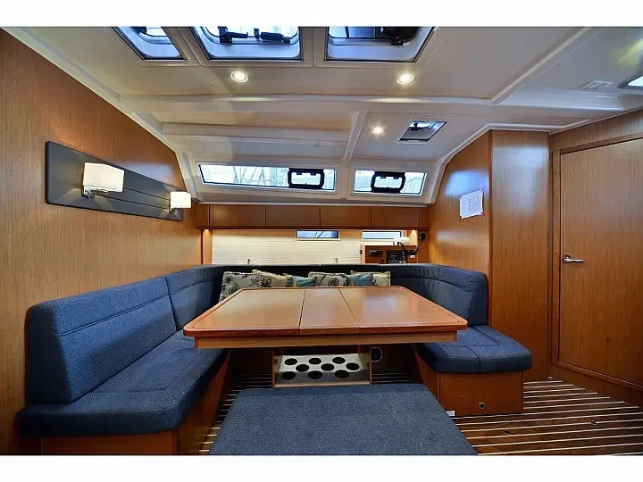 Bootsverleih Bavaria Cruiser 46 Álimos Samboat