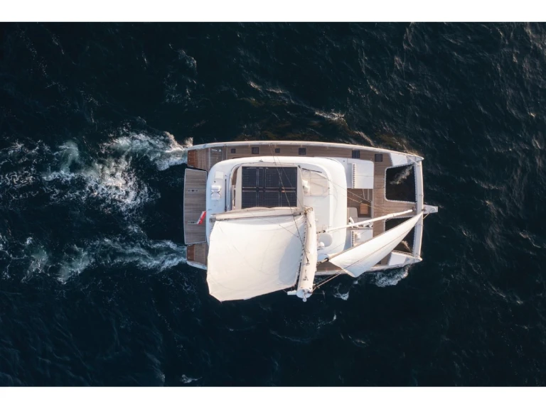 Katamaran mit oder ohne Skipper Sunreef mieten in Kaštel Gomilica