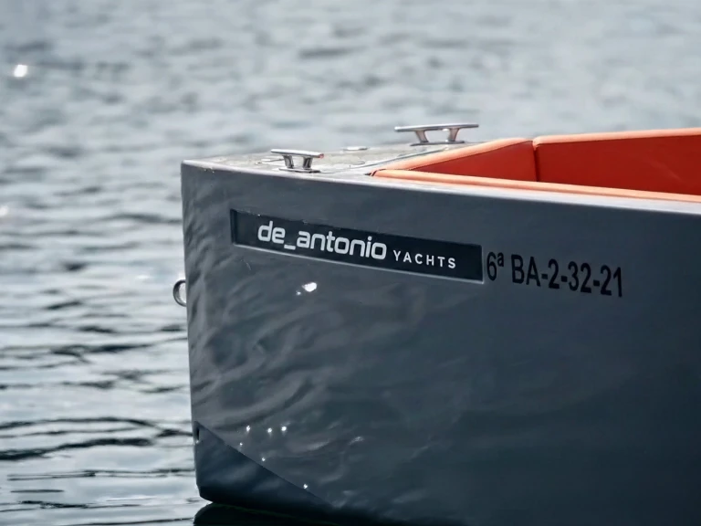 De Antonio De Antonio D28 mieten Ibiza Town