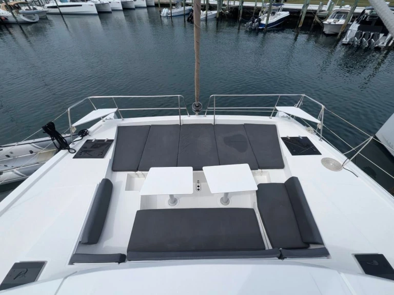 Vermietung Katamaran Bali mit Führerschein