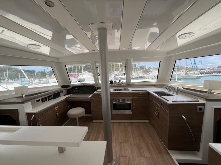 Bali Bali Catspace Voile mieten Anse Marcel