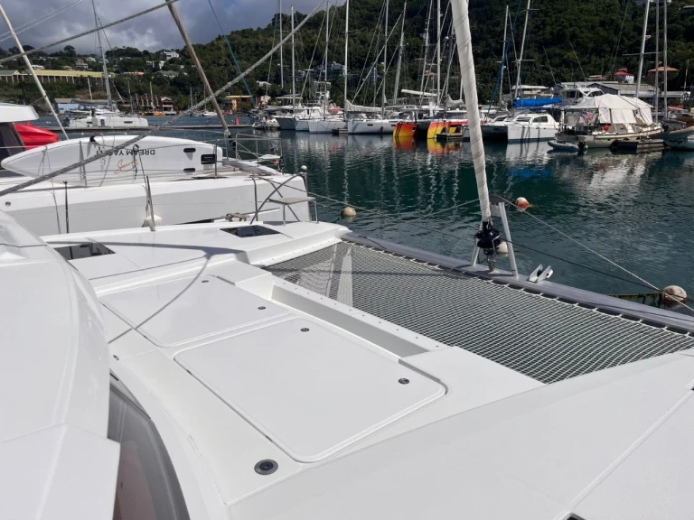 Katamaran mit oder ohne Skipper Fountaine Pajot mieten in Le Marin
