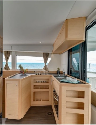 Katamaran mieten in Parham Town zum besten Preis