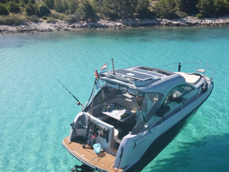 YachtCharter in Biograd na Moru - Grginić Mirakul 30 - Hardtop auf SamBoat