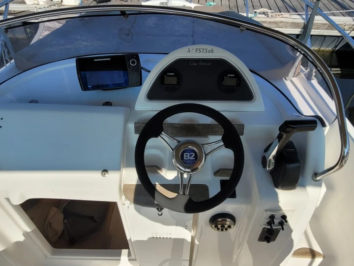 Motorboot mieten in Saint-Philibert - B2 Marine B2 Marine 672 Sun Deck
