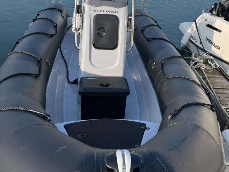 Schlauchboot mit oder ohne Skipper Bombard mieten in Quiberon