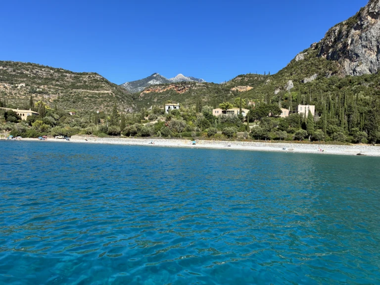 Motorboot mieten in Kalamata zum besten Preis