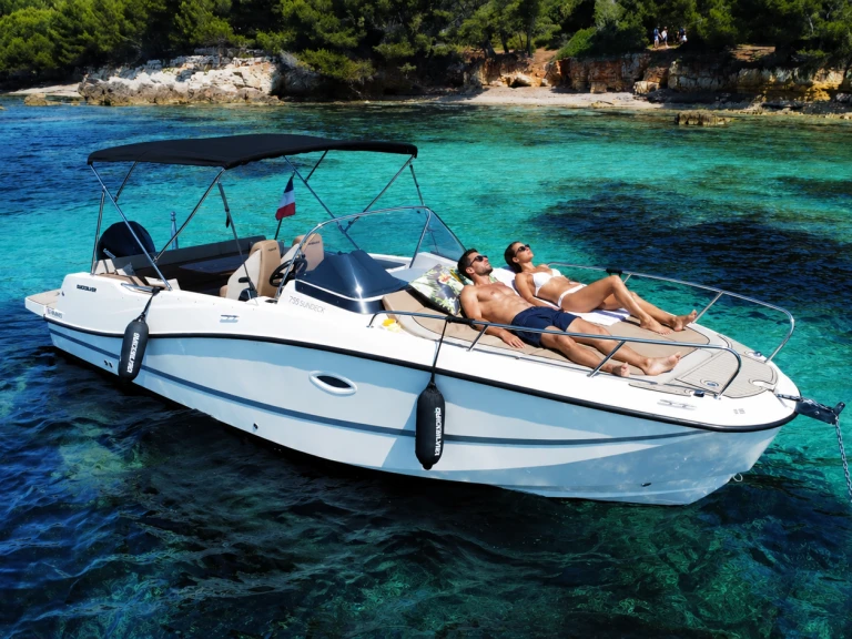 Bootsverleih Quicksilver Quicksilver 605 Sundeck Mandelieu-la-Napoule Samboat