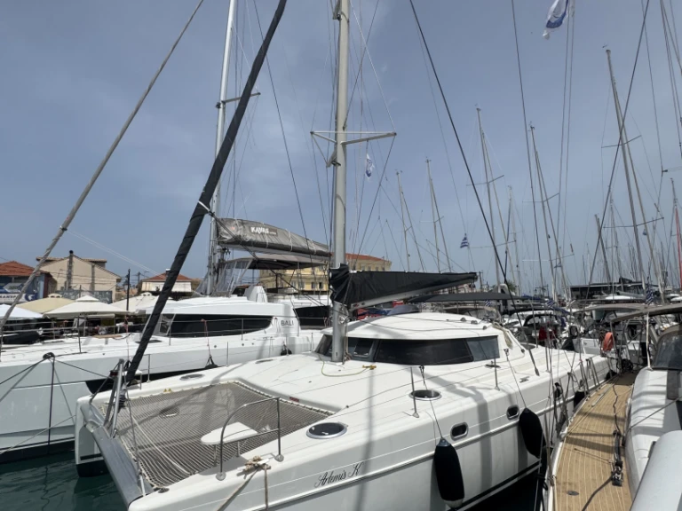 Katamaran mit oder ohne Skipper Fountaine Pajot mieten in Lefkáda