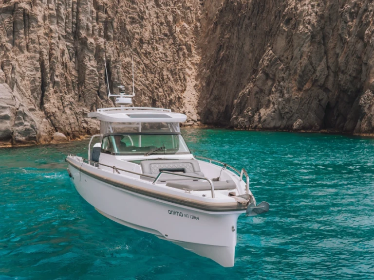 Motorboot mit oder ohne Skipper Axopar mieten in Alyki