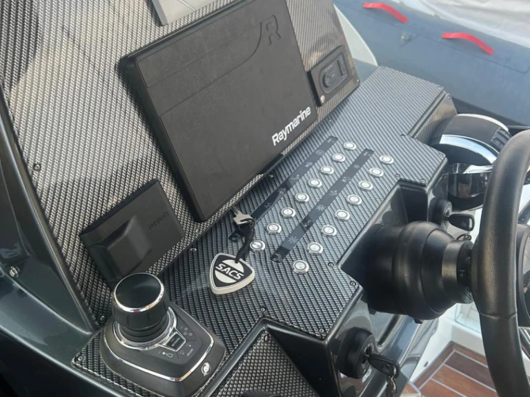 Vermietung Schlauchboot Sacs mit Führerschein