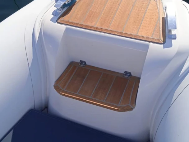 Schlauchboot mieten in Forio zum besten Preis