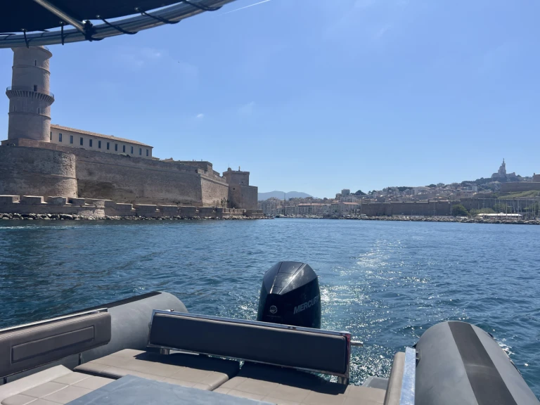 Vermietung Schlauchboot SeaWater mit Führerschein