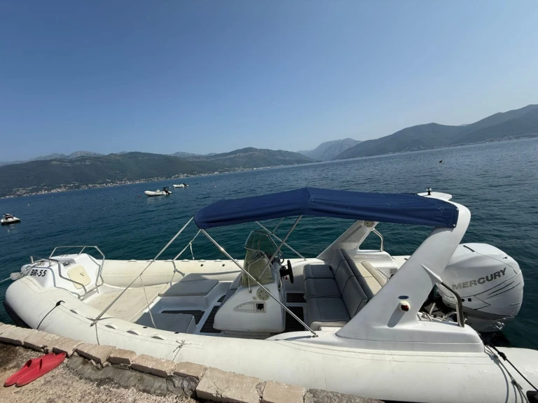 Sacs Sacs S 780 mieten Tivat