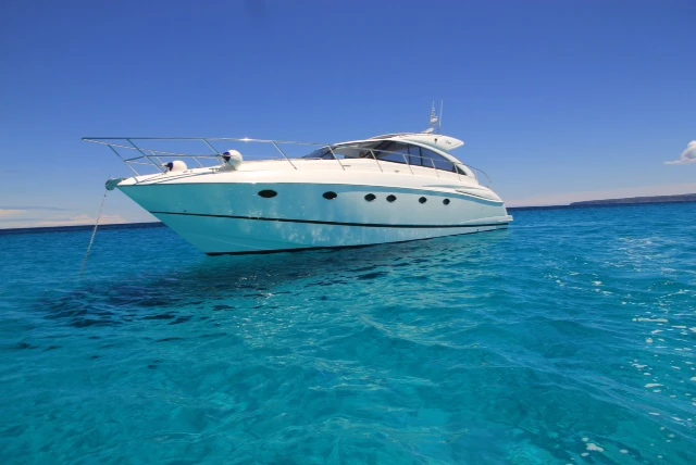 Bootsverleih Princess Princess V53 Marina Botafoch Samboat