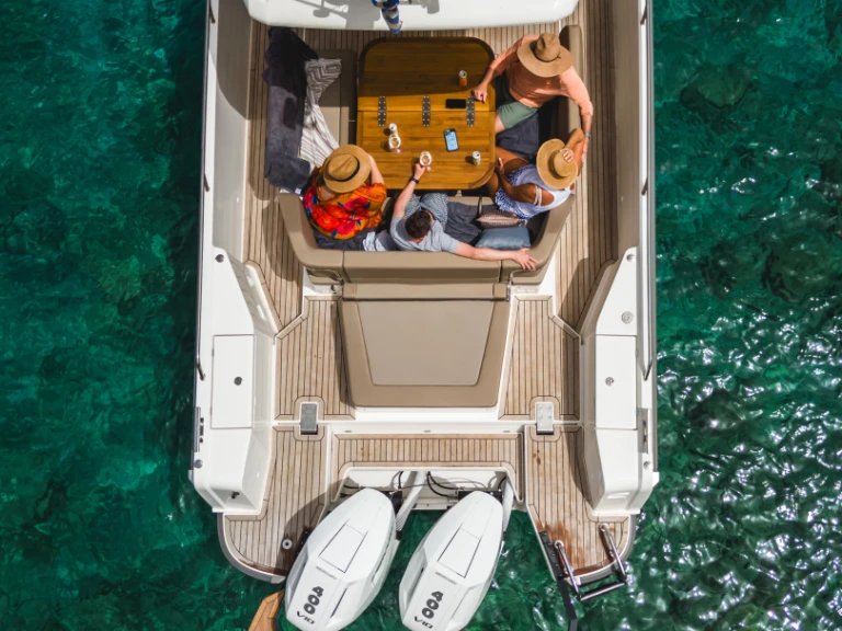 Motorboot mieten in Mílos zum besten Preis