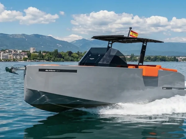 De Antonio D28 mieten Ibiza Magna