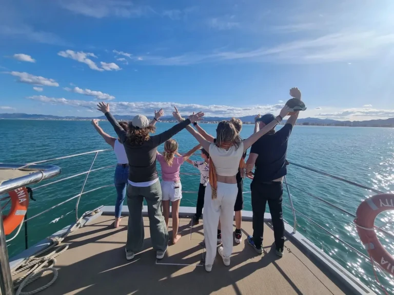 Ein Serenity Catamarán mieten in Puerto Marina Benalmadena