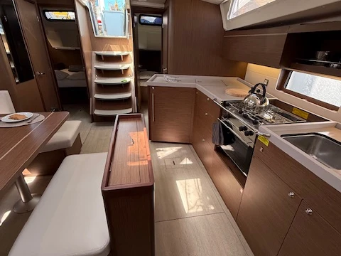 Bénéteau Oceanis 46.1 mieten Préveza