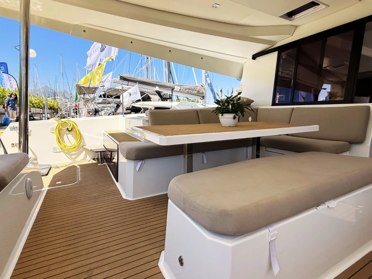 Fountaine Pajot Elba 45 mieten Palermo