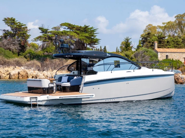 Motorboot mit oder ohne Skipper Bénéteau mieten in Dénia