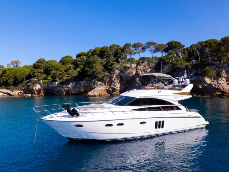 Ein Princess Princess 54 mieten in Antibes