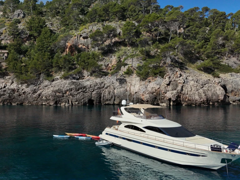 Yacht mit oder ohne Skipper Astondoa mieten in Palma de Mallorca