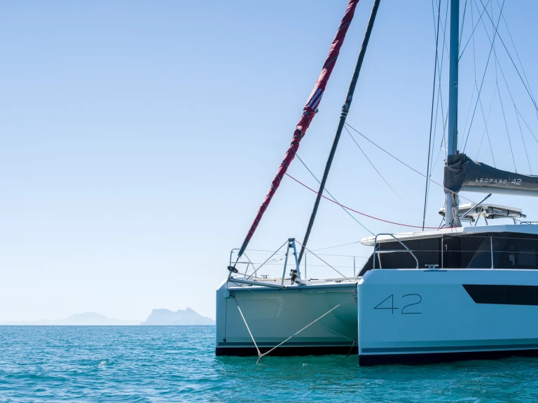Katamaran mit oder ohne Skipper Leopard mieten in Puerto Sotogrande