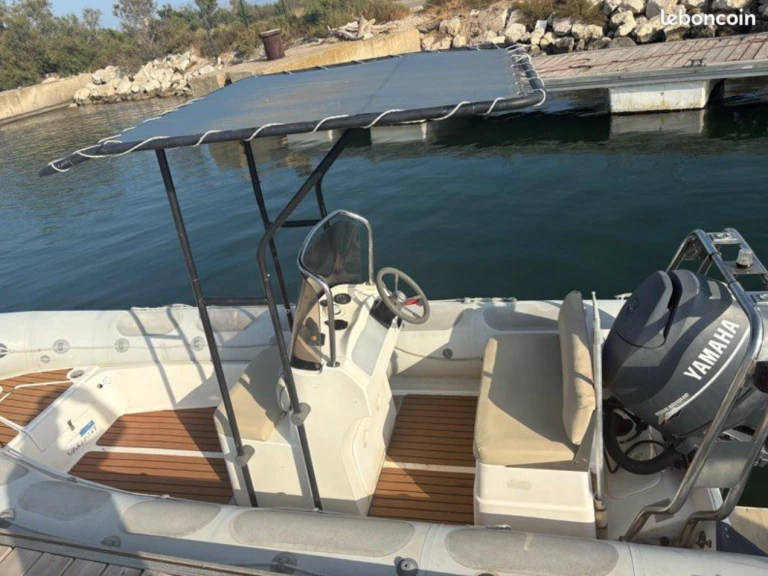 Schlauchboot mit oder ohne Skipper Valiant mieten in Carnon-Plage